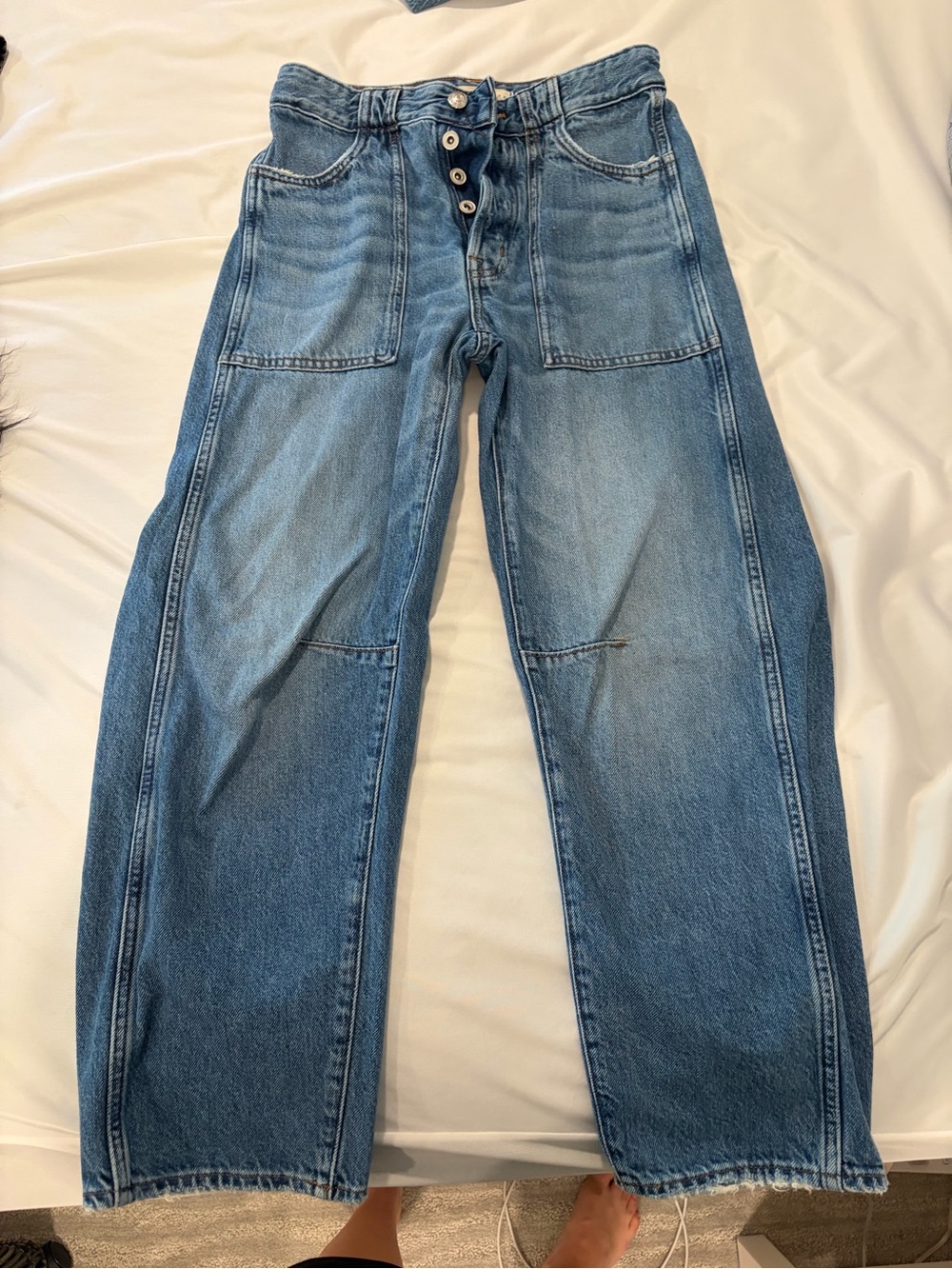 Madewell darted barrel Jean